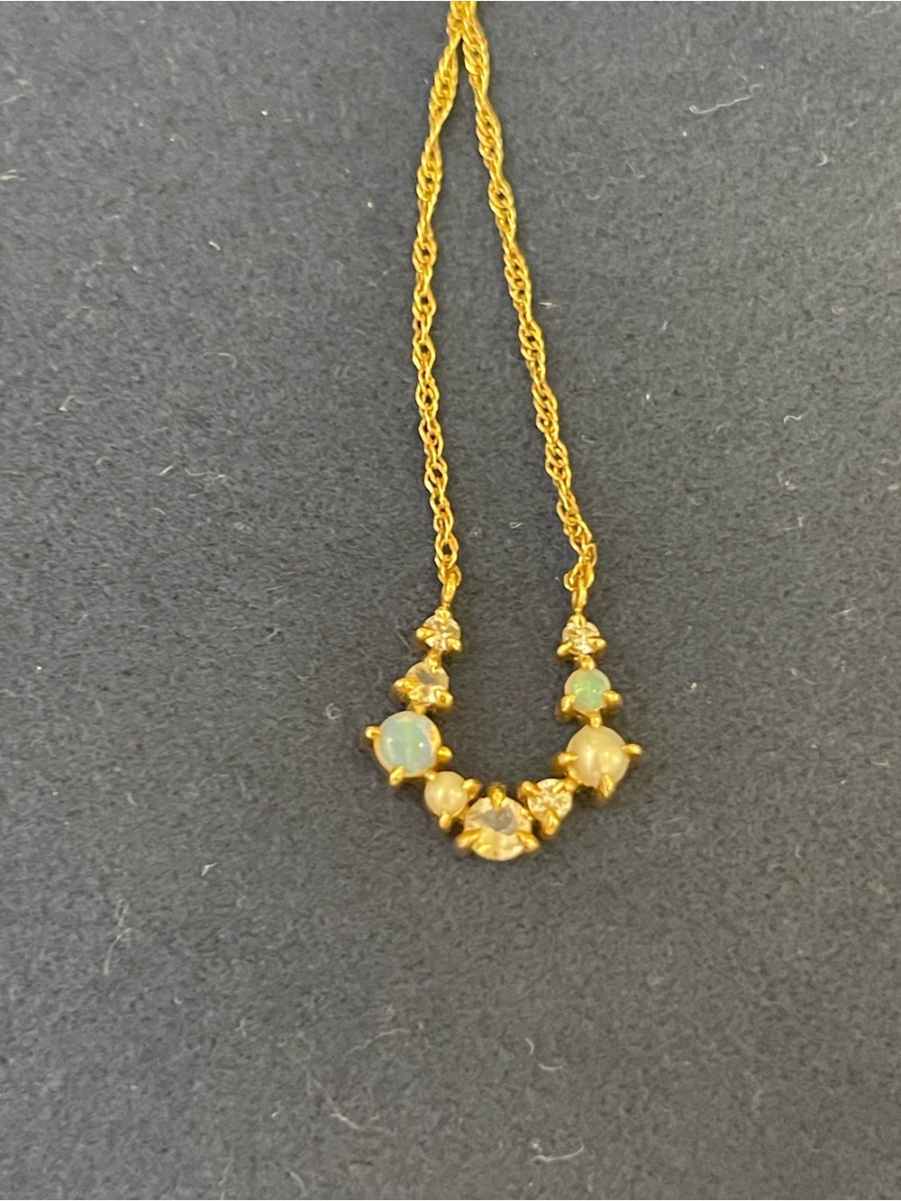 Catbird Unicorn Pendant - Picture 4 of 9